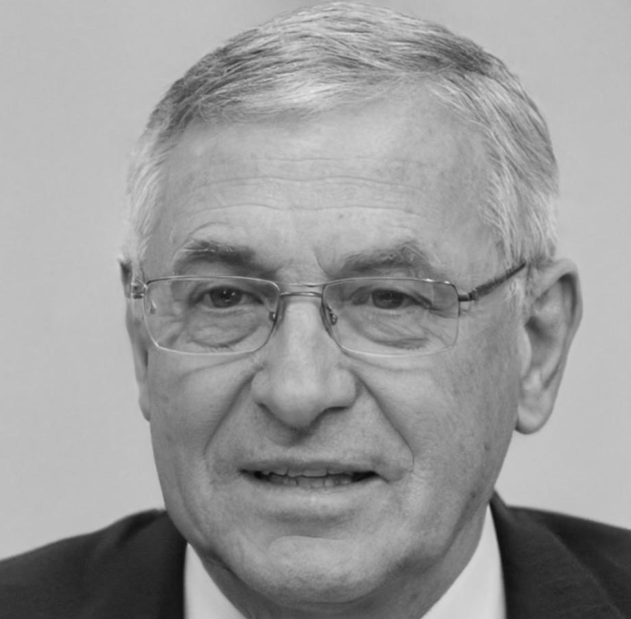 Ritratto di Luca Ferrantini, fondatore e guida meditazione